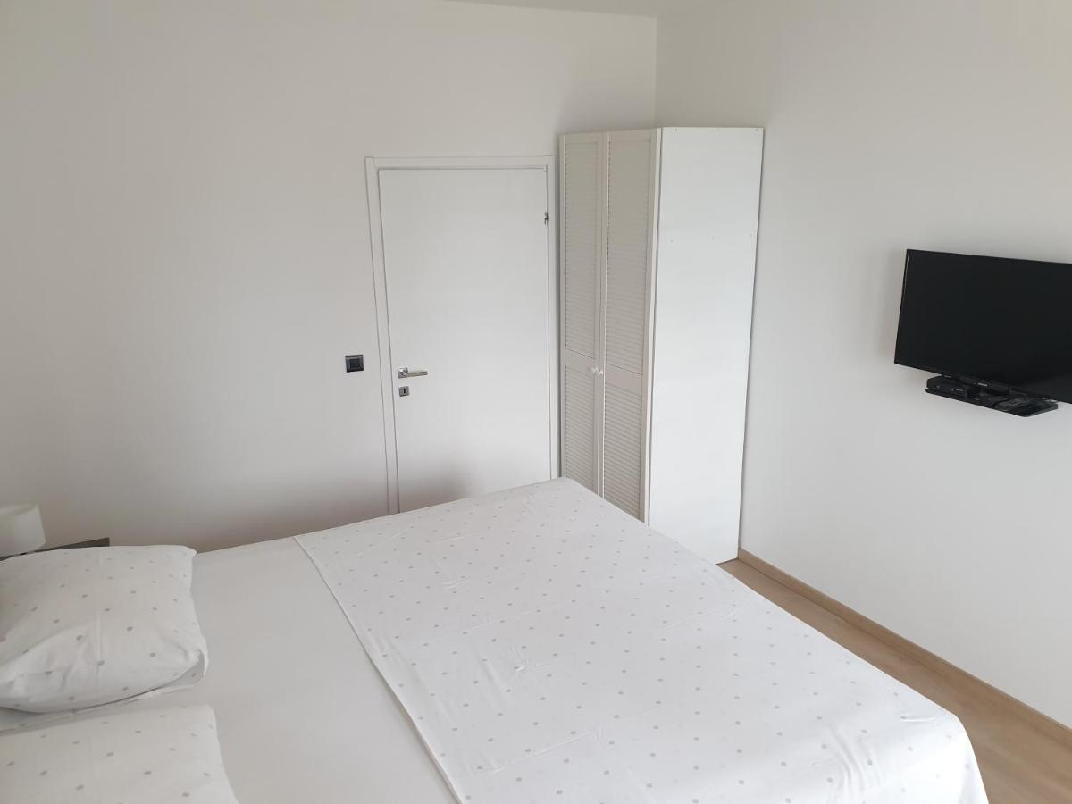 Apartments Gabi Omiš Eksteriør billede